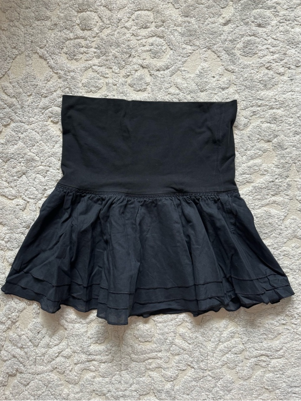 Black Women's Flared Ruffle Mini Skirt